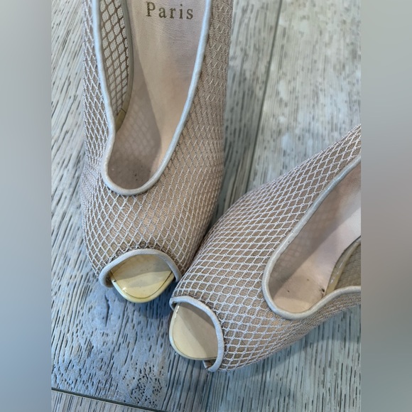 Christian Louboutin Fetilo 120 Patent Leather Calf/Fishnet Heal in size 37.5 - Picture 3 of 16